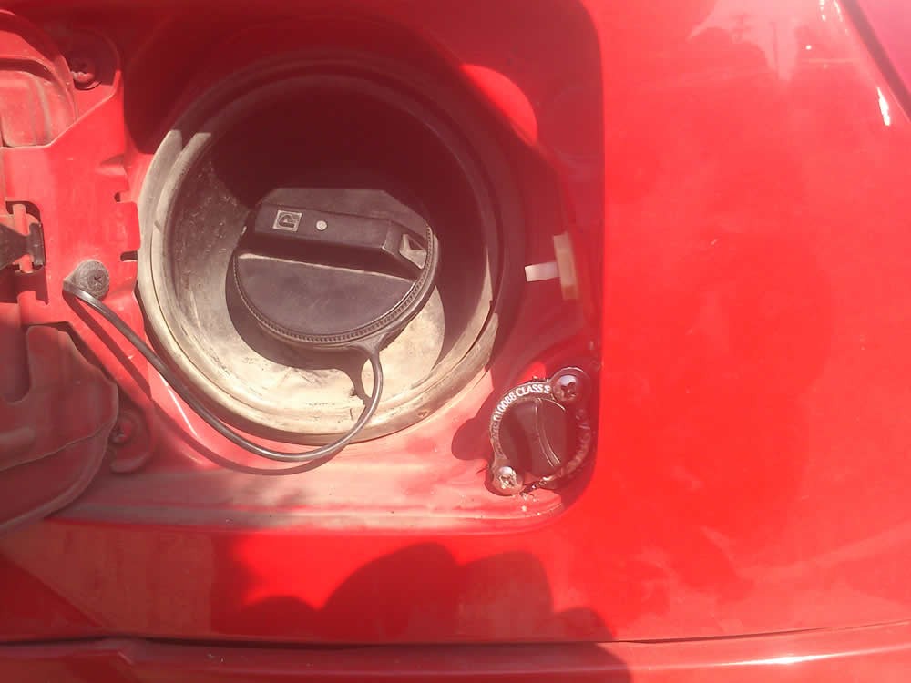 ugraeriokinisi-nissan-almera-hatchback